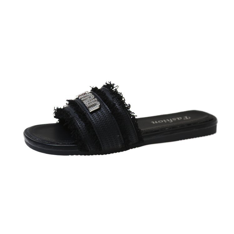 Ladies 2025 summer beach platform sandals look good with a skirt out French flat slippers shoe size 35-40