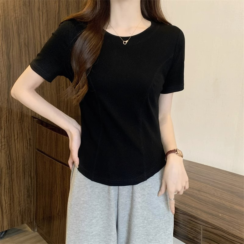 2025S Designer Women S T Shirt Summer New Slim Fit Sleeved T Shirt Women S Design Sense Short Pure Desire Irregular Hem Curved Top