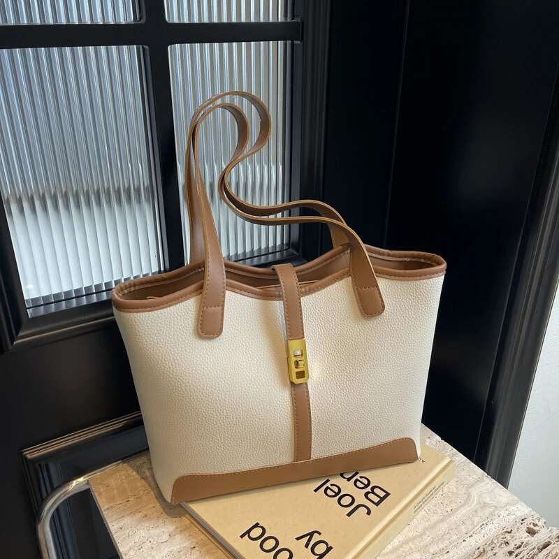 Brand New Large Capacity Shoulder High End Women S Fashion Niche Leisure Handbag Lady Tote Bag