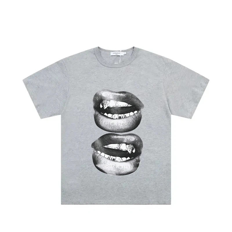 Retro Simple Sexy Lips Printed Summer Cotton Tshirt Fashion Mens Clothing Top Casual Solid Color Street 250409