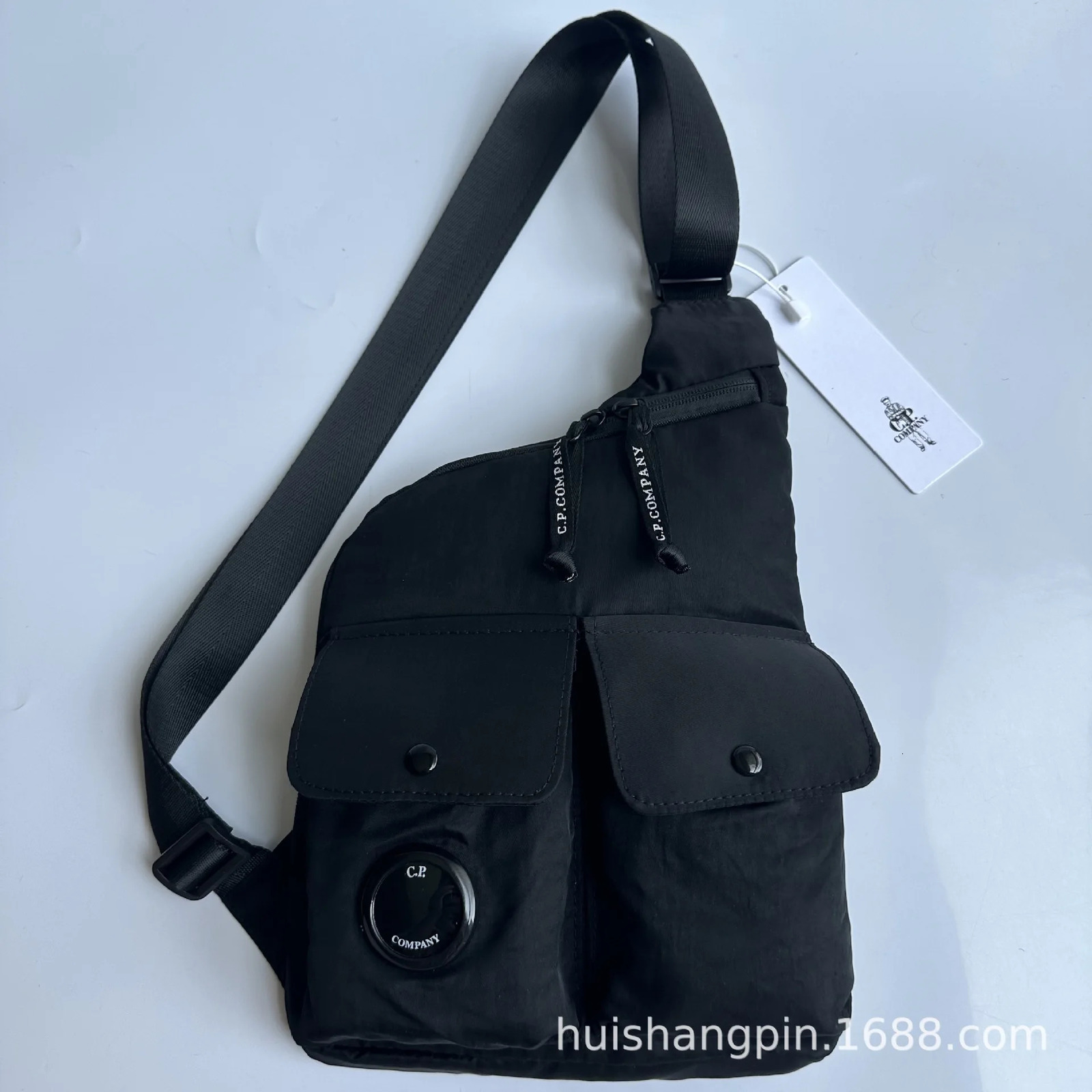 CP single shoulder strap cross body bag suitable for mens chest 250408