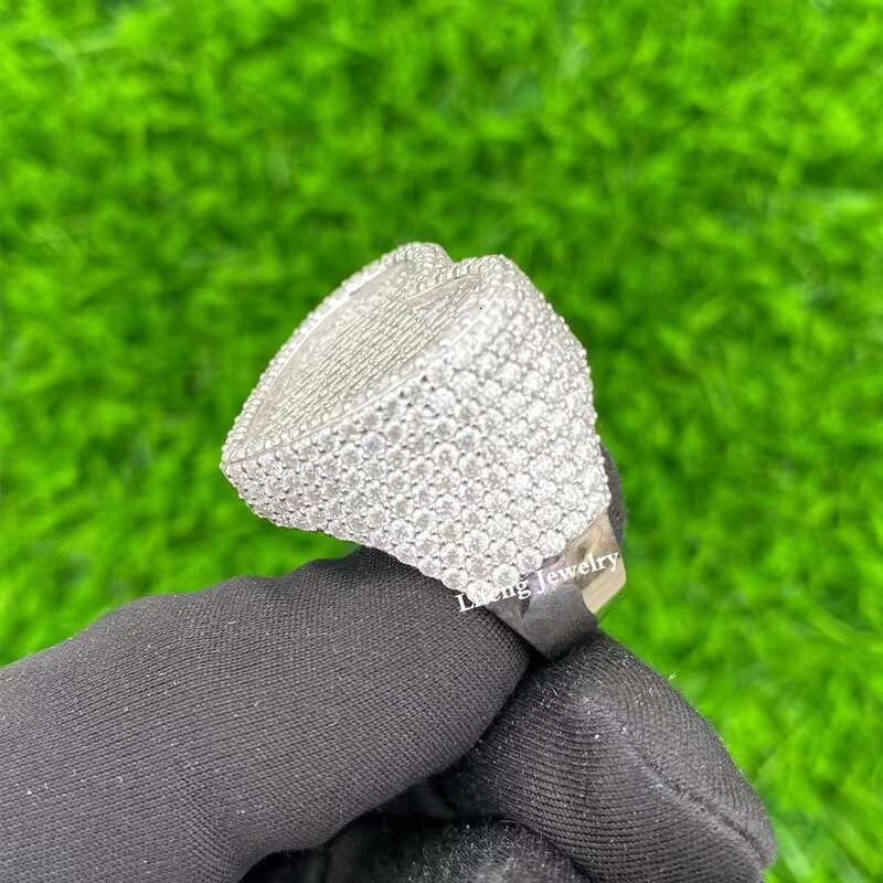 925 Silver VVS Baguette Moissanite Heart Shape Ring Fashion Jewelry in White Yellow Rose Gold Plating for Engagement or Gift
