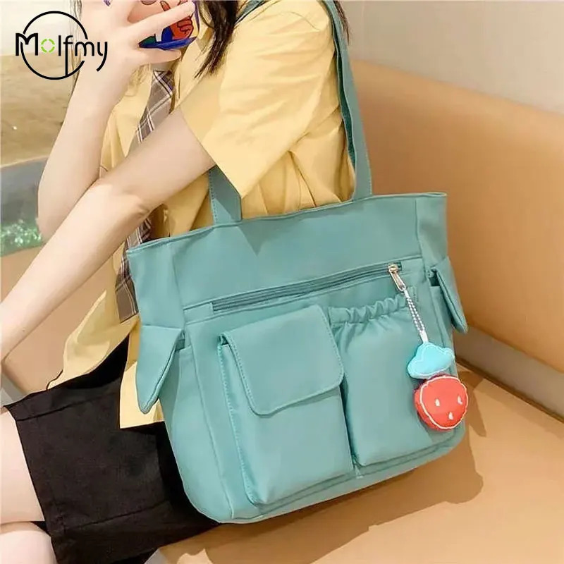 Large capacity cross pocket Oxford messenger tote bag with multiple pockets adjustable shoulder suitable for school travel Dail 250408