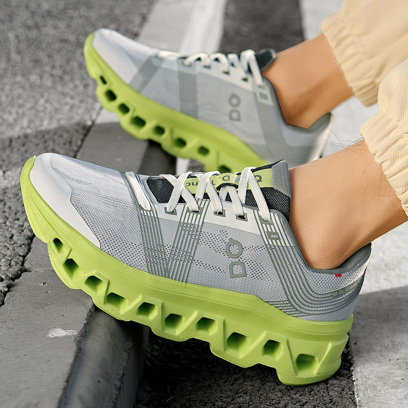 Lightweight Designer Shoes Original Monster Running Shoes Breathable Trend Lace-up Casual Sneakers for Men Footwear
