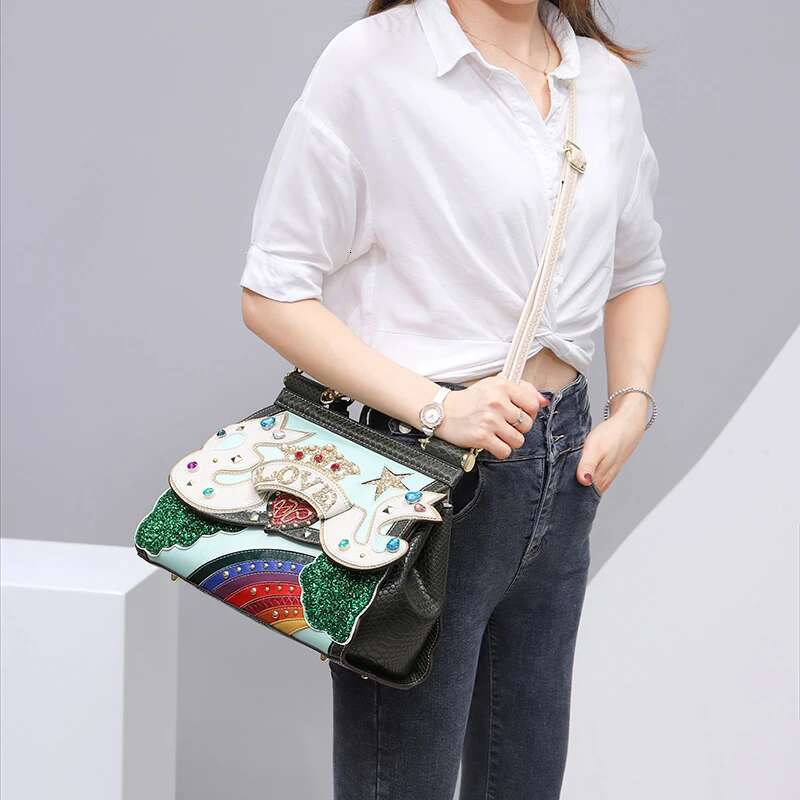 2025 Europe And America Classic Frame Appliques Serpentine PU Shoulder Bag New Crossbody Bags For Women Bolsa Feminina