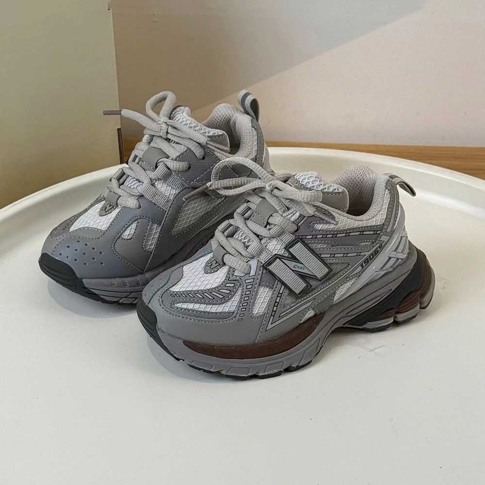 Boys new style tennis shoes childrens casual shoes sports shoes childrens soft soled shoes fashionable school shoes boys shoes X250409