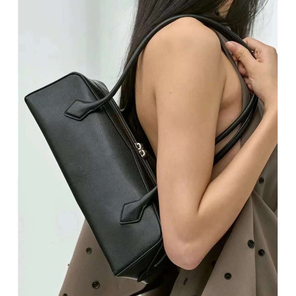 Genuine Leather Cowhide 2024 New High Quality Tubular Handles Shoulder Bag Women Famous Brands Elongated Shape Female Bags