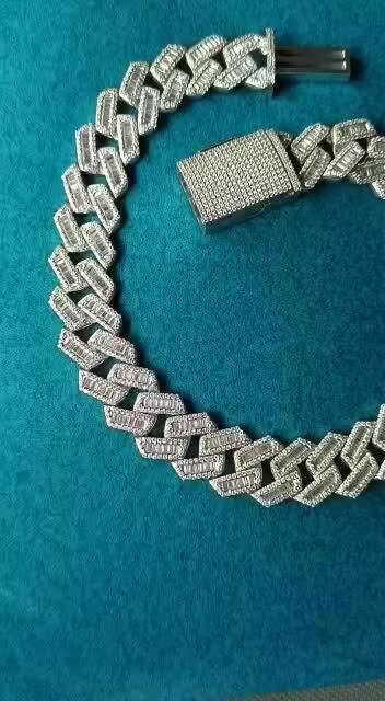 Two Row VVS Moissanite Cuban Link Chain Bracelet New Design Iced Out Moissanite Jewelry Diamond Main Stone for Gift From India