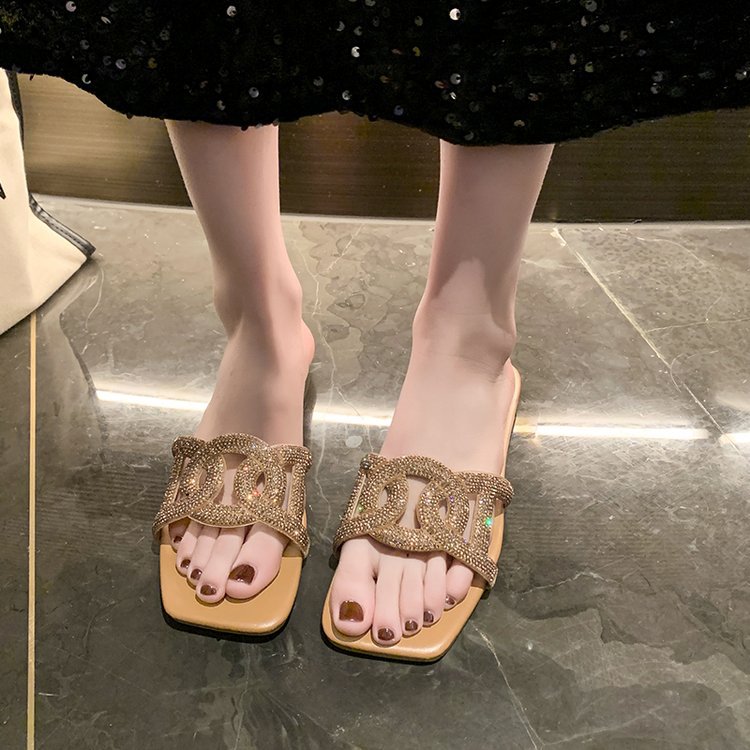 Women's 2025 Summer plus-size flip-flops Flat flat Fairy shoes Advanced exquisite trend all-in-one beach shoes