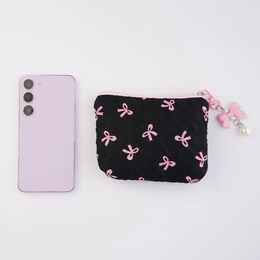 High end polyester makeup bag suitable for women quilted travel girls portable small bow 250408