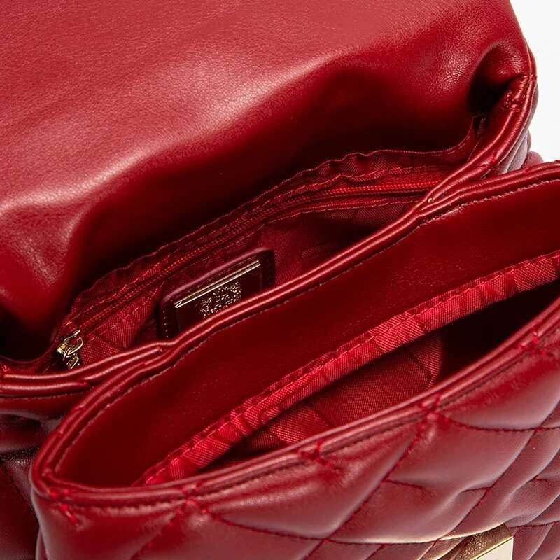 Fashionable Classic New 2024 Crossbody PU Material Solid Color Letter Element Women's Shoulder Bag