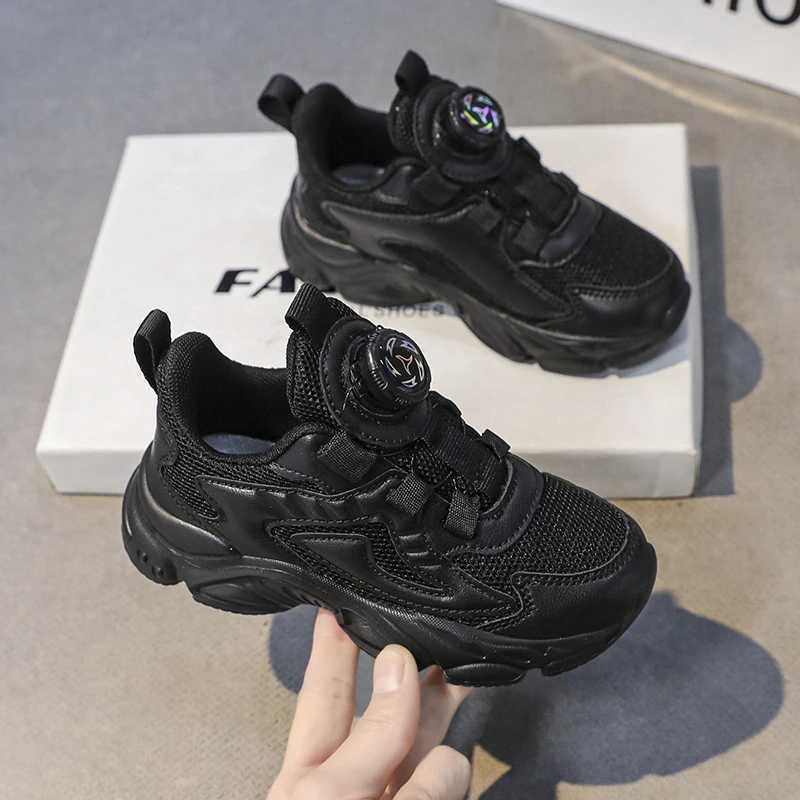 New Boys Girls Childrens Students School Black and White Sports Shoes Breathable Childrens Walking Running Tennis Coach Season 4 X250409
