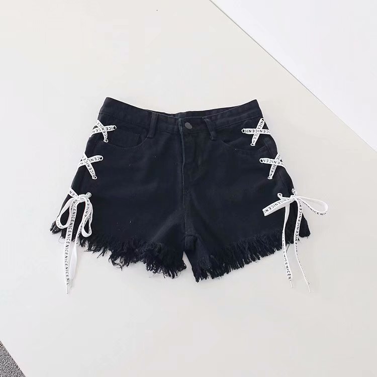 2025S Women s Designer Shorts Summer High Waist Hot Pants Oversized Lace Strap Denim Shorts Loose And Slim Multi Functional Wide Leg Hot Pants Beach P