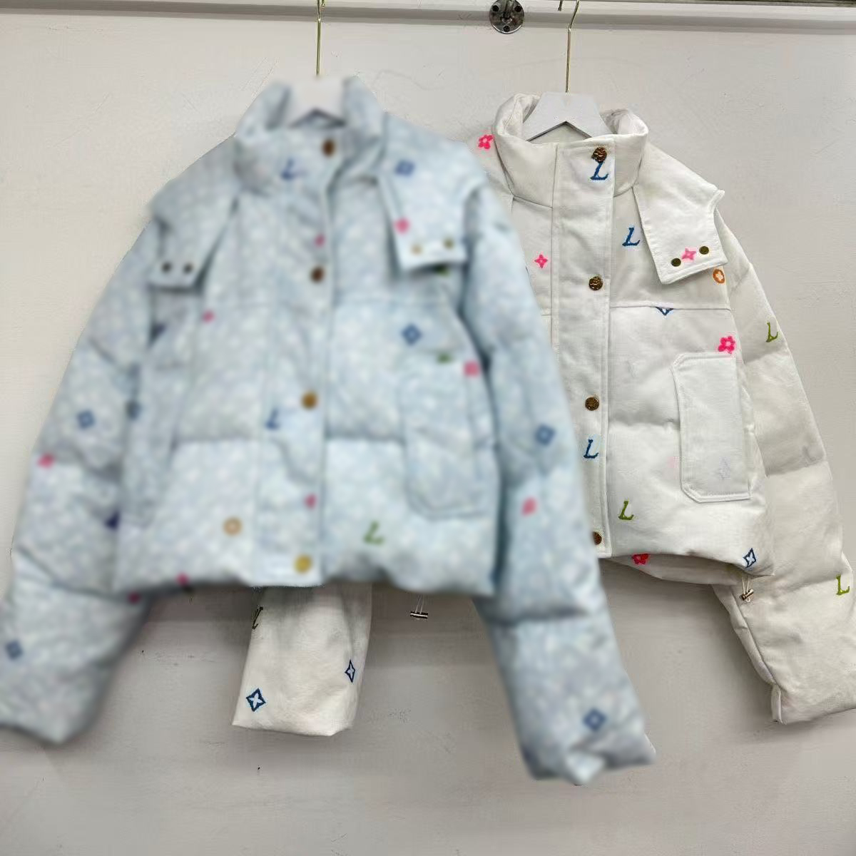 25SS designer embroidered letter print women's down jacket, luxurious thickened white duck down jacket for autumn and winter, high-quality women's short parka coat