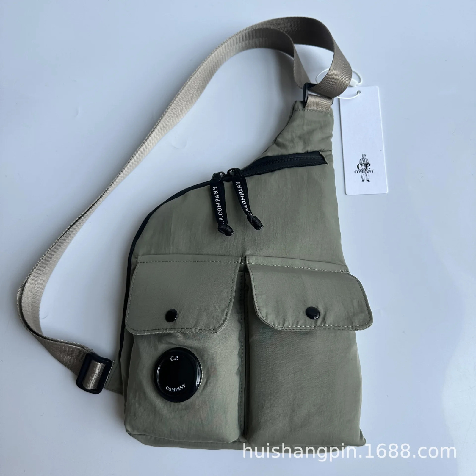 CP single shoulder strap cross body bag suitable for mens chest 250408