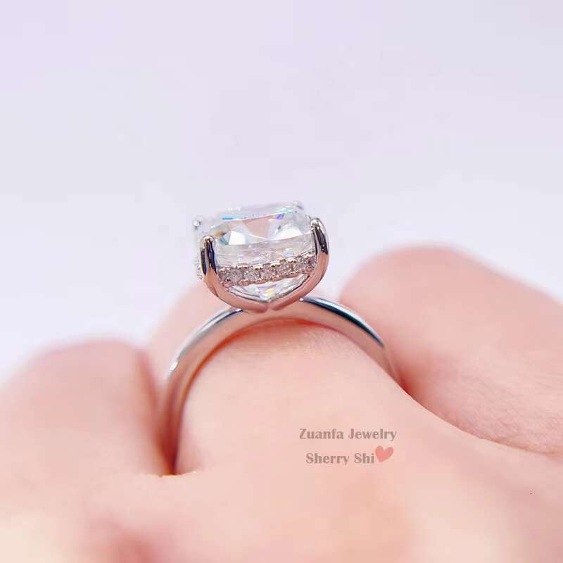 Stylish Drop Shipping Solid Silver White Gold 5.2 CT VVS Cushion Cut Diamond Moissanite Wedding RIng