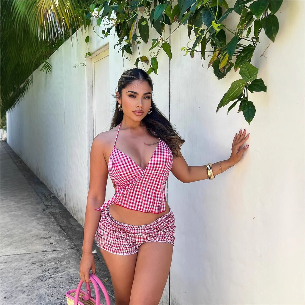 2025S Designer Women S Set Summer New Women S Casual Fashion Checkered Strap With Open Umbilical And Lotus Leaf Edge Shorts Set