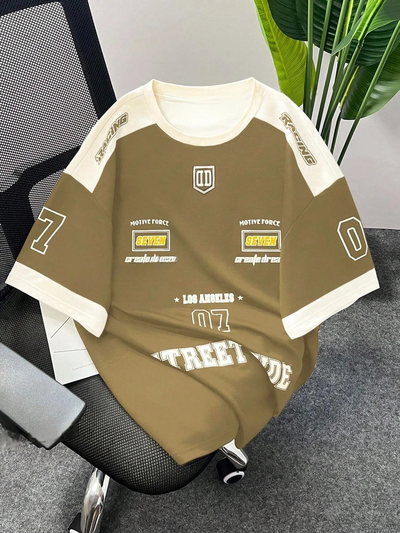 Short sleeved street sports style mens sports round neck T-shirt quick drying comfortable and breathable 250402