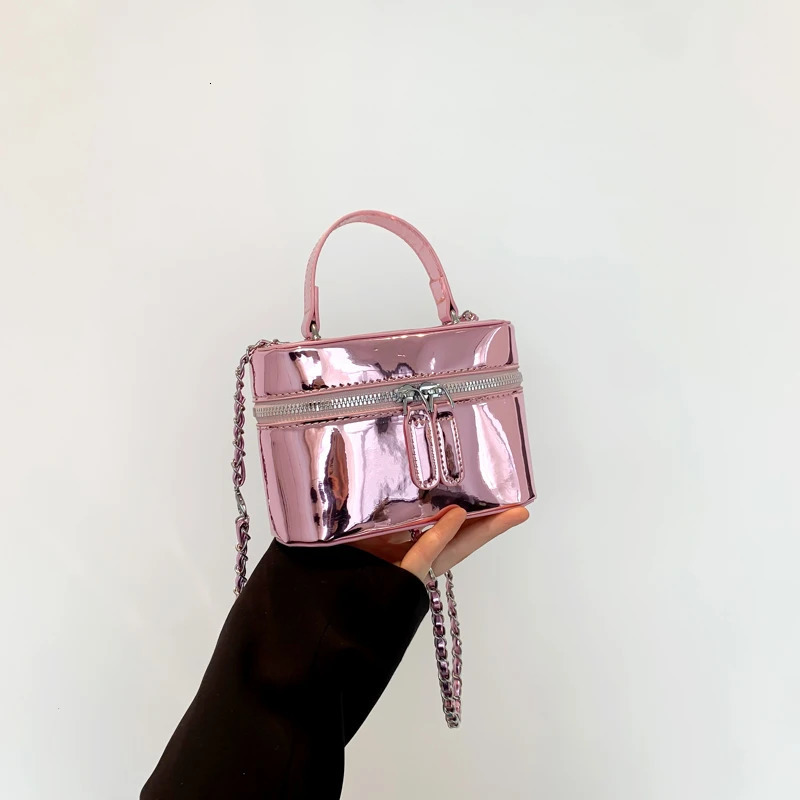 Glossy PU Chains Small Bucket Shoulder Bags Solid Zipper Compact Versatile Crossbody Bags for Women Fashion Style 250408