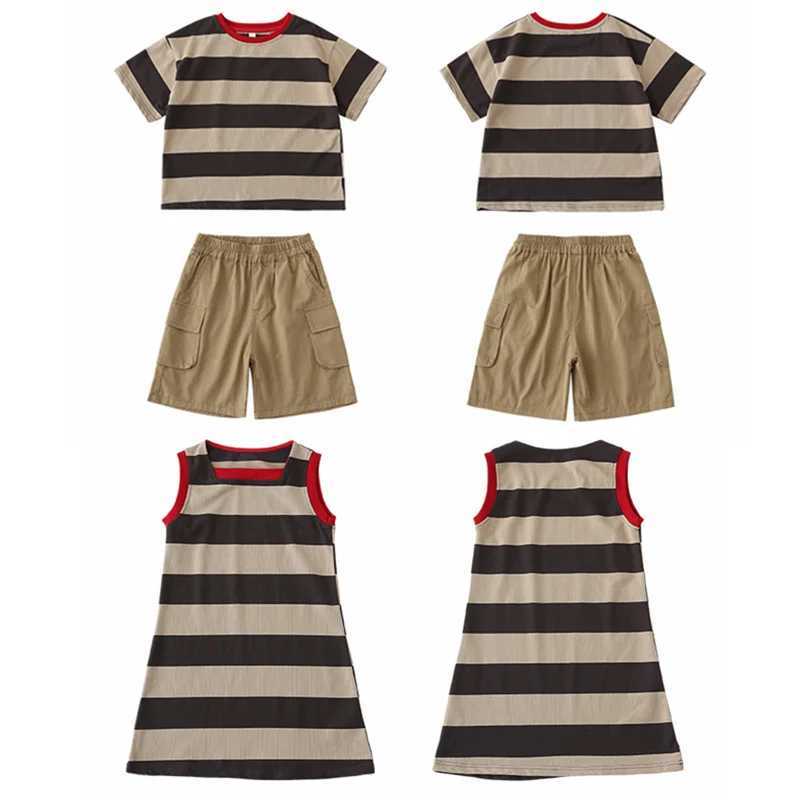 Beach Set Family Mom Daughter Striped Dress Dad Son Match Vacation T-shirt Set Family Appearance Match Set S2548