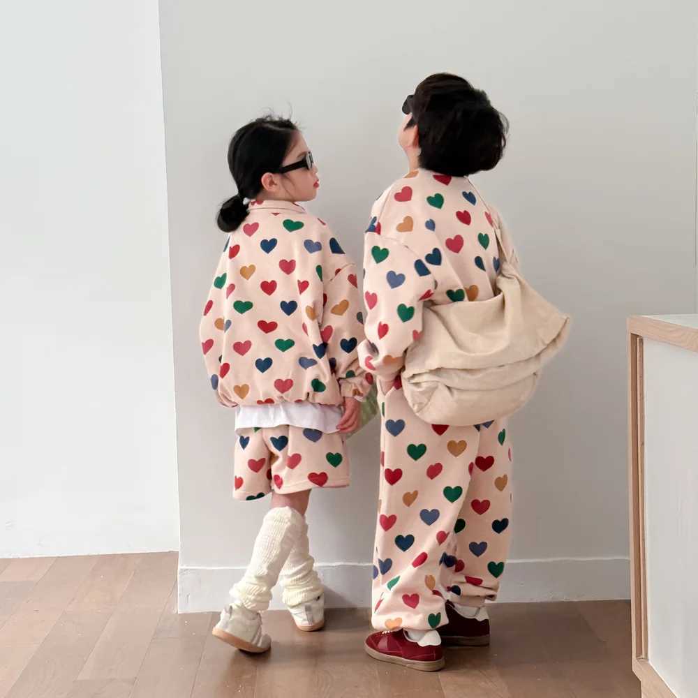 5379 children 2Pcs suit 2025 spring summer new full-color love sweater+pants boy two-piece set brother sisters clothing S2548