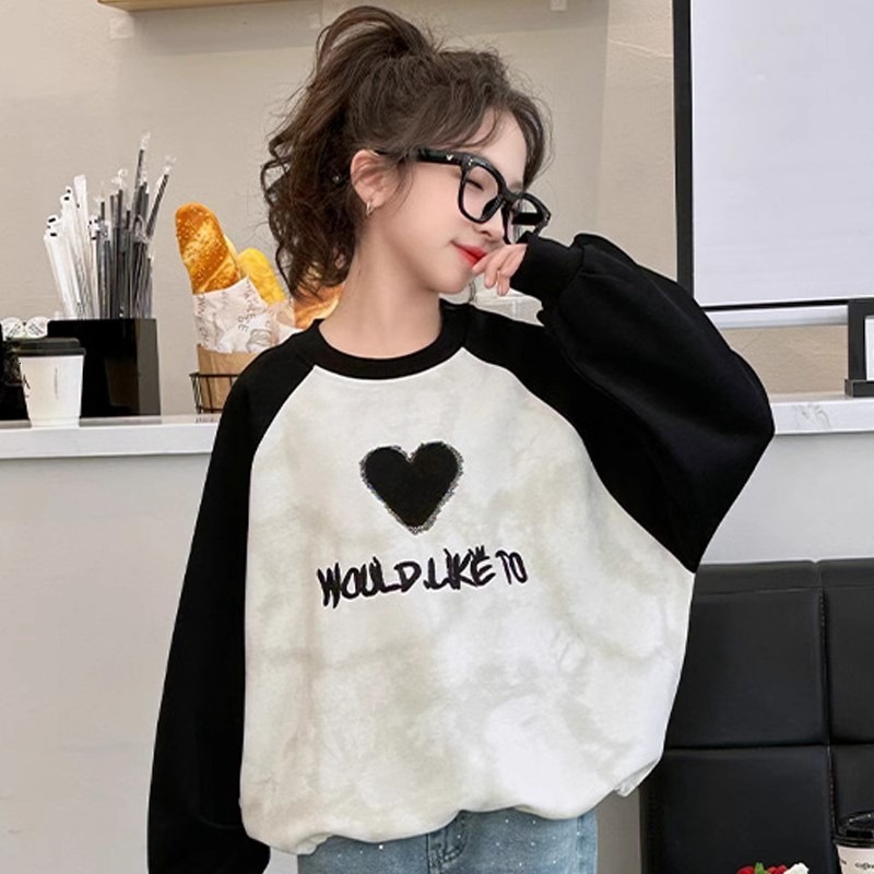 Ddmyshoesvip Girls Base Shirt Spring Autumn New Style Stylish And Fashionable Top For Autumn Big Children S Korean Long Sleeved T Shirt