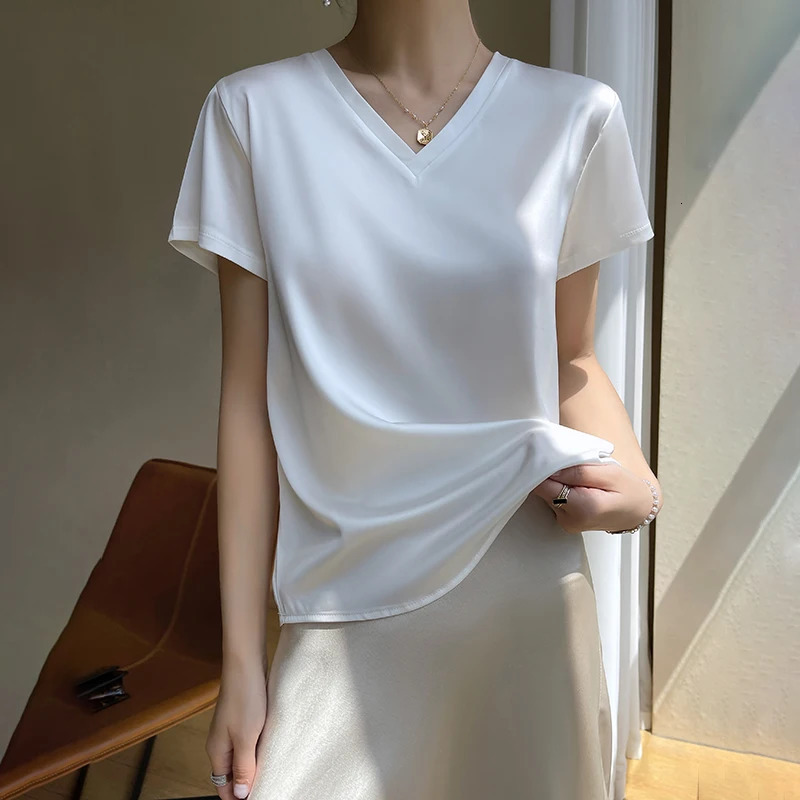summer basic solid womens T-shirt V-neck short sleeved tee top satin silk elegant thin womens shirt 250402