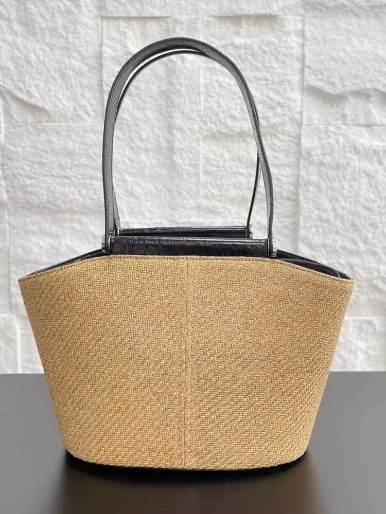 Elegant Ladies Summer New Casual Totes Handmade Straw Women Holiday Beach Bucket Patchwork Large Capacity Shoulder Bag