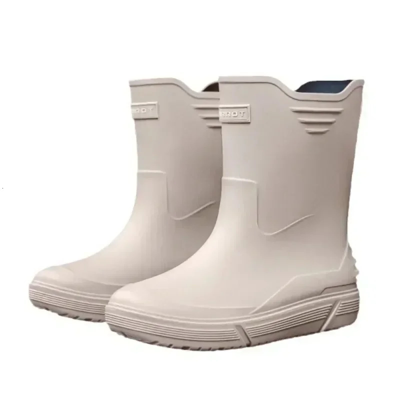 Water Shoes Korean Mid-calf Rain Boots Mens Non-slip Wear-resistant Rain Shoes Waterproof Rubber Boots Couple 250408
