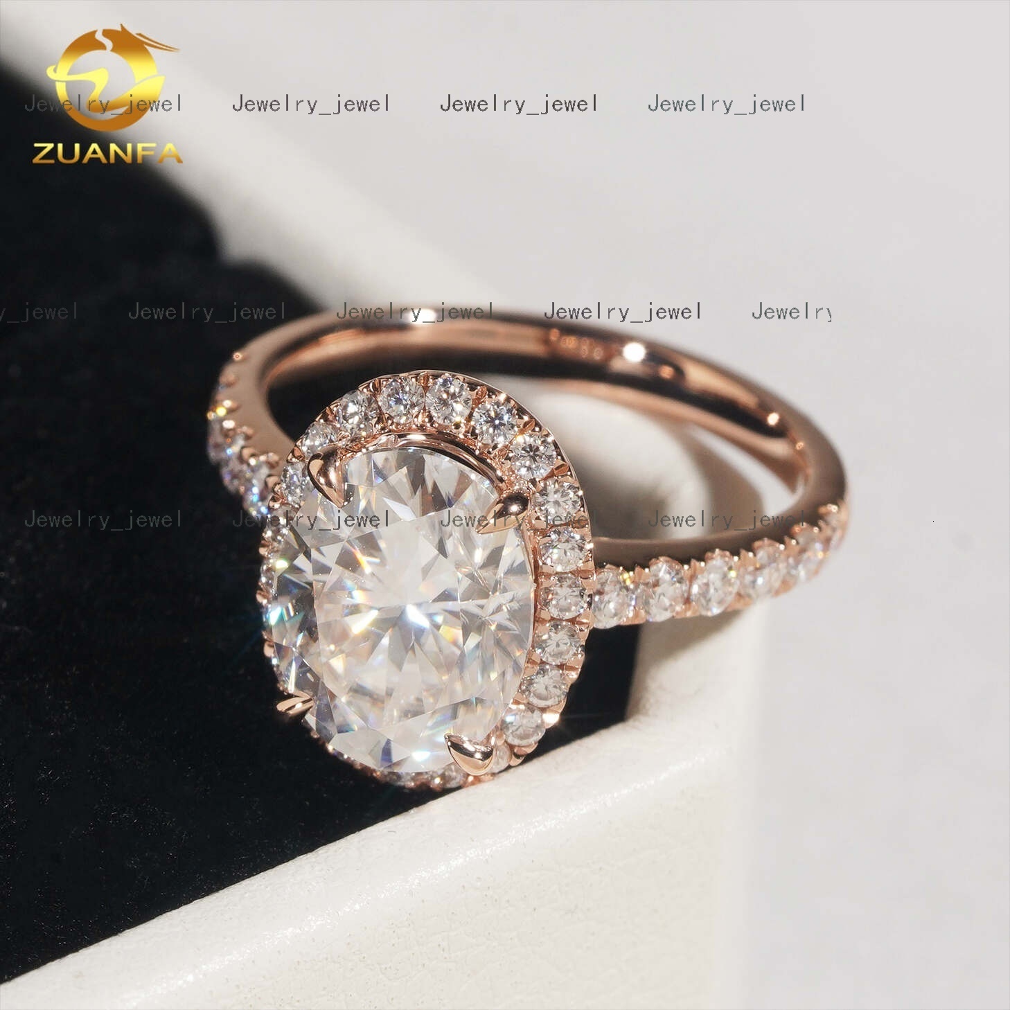 Hot Sale 1.5ct Halo Design 14k Rose Gold Moissanite Oval Diamond Engagement Ring for Wedding