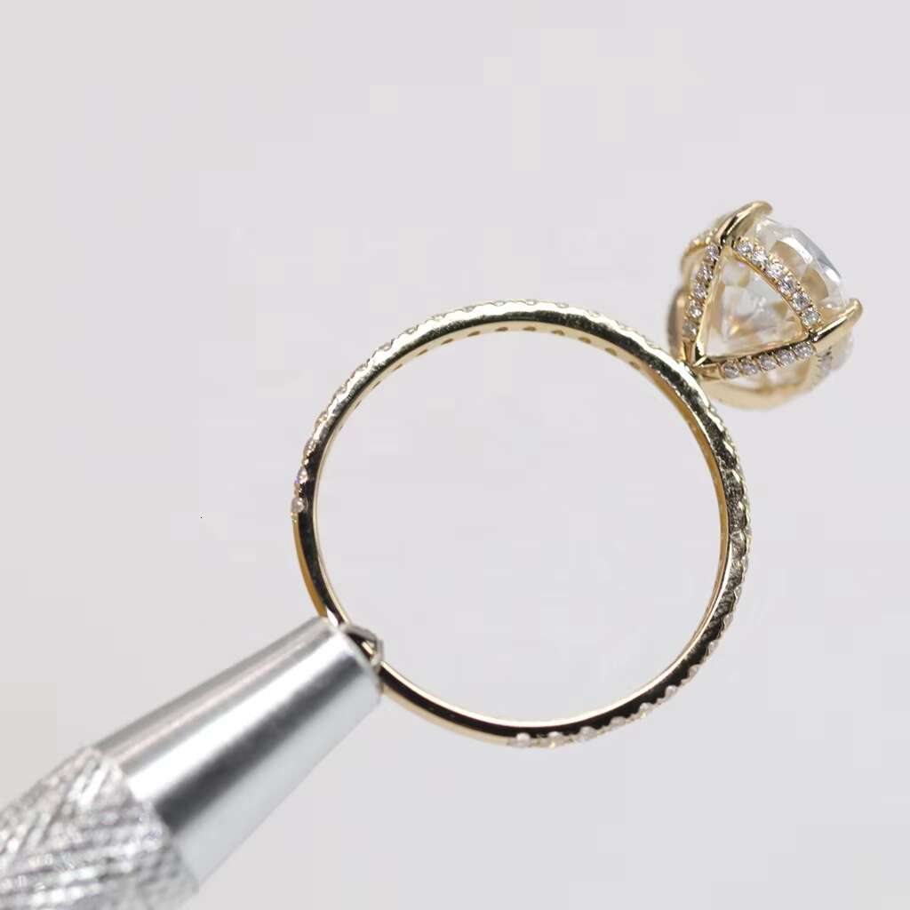 Fashion Jewelry Sterling K Gold Moissanite Diamond 5CT Center 4Prongs Monolith Oval Cutting Plated Wedding Ring for Bridegroom