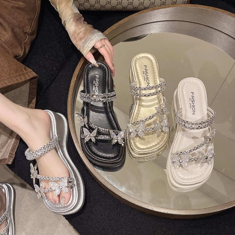 Women's 2025 summer new fashion platform increase slippers small size 34-40 wear with skirt slimming super beautiful sandals beach shoes