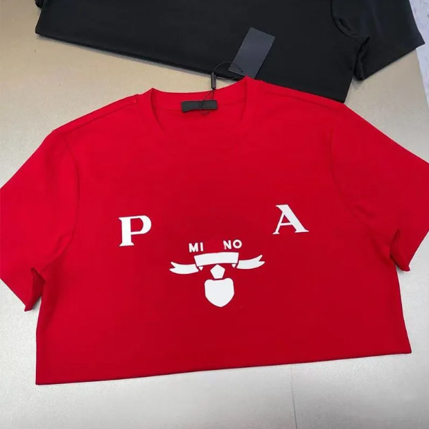 2023 Designer Brand Mens T Shirts Soft Cotton Short Sleeves T-shirts Summer Casual Comfort Men's Clothing Apparel Tees Tshirts Black White Green Red