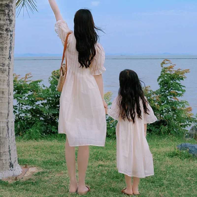Mom and daughter one piece clothing for women summer frog equal dress for women baby dress for women matching clothes for mothers the same mother dres