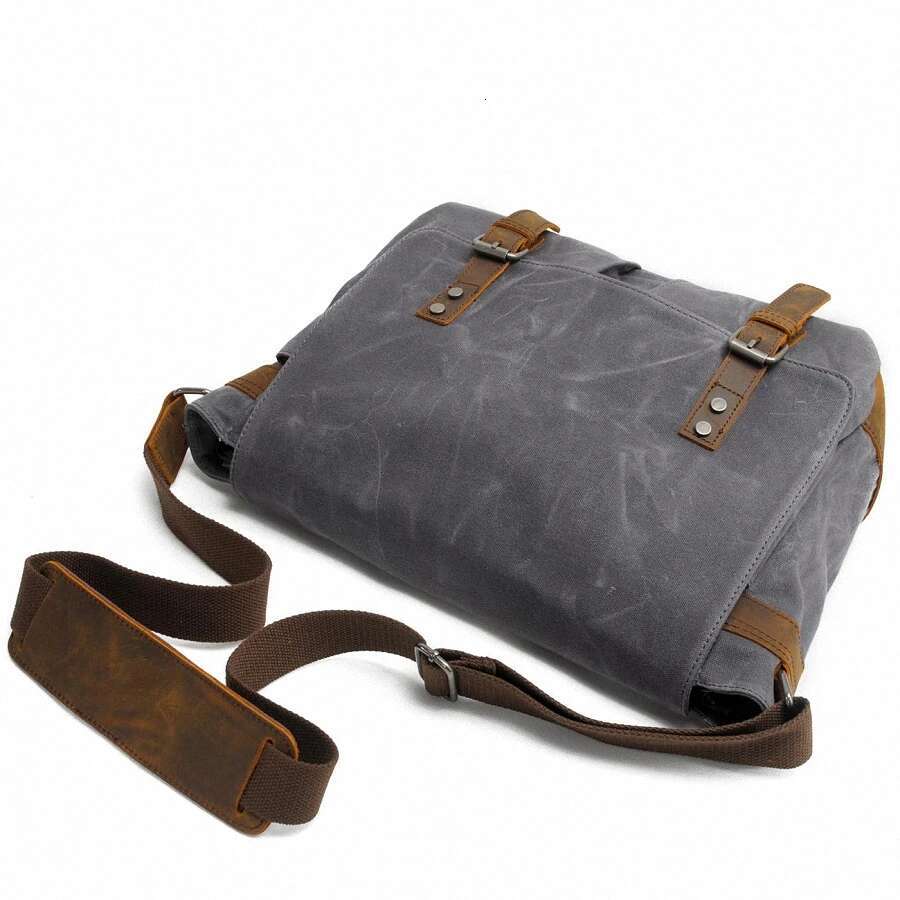 New Fashion Thick Wax Canvas Shoulder Messenger Men Crossbody Bag Vintage Male Leisure Sg Bag Casual Boy