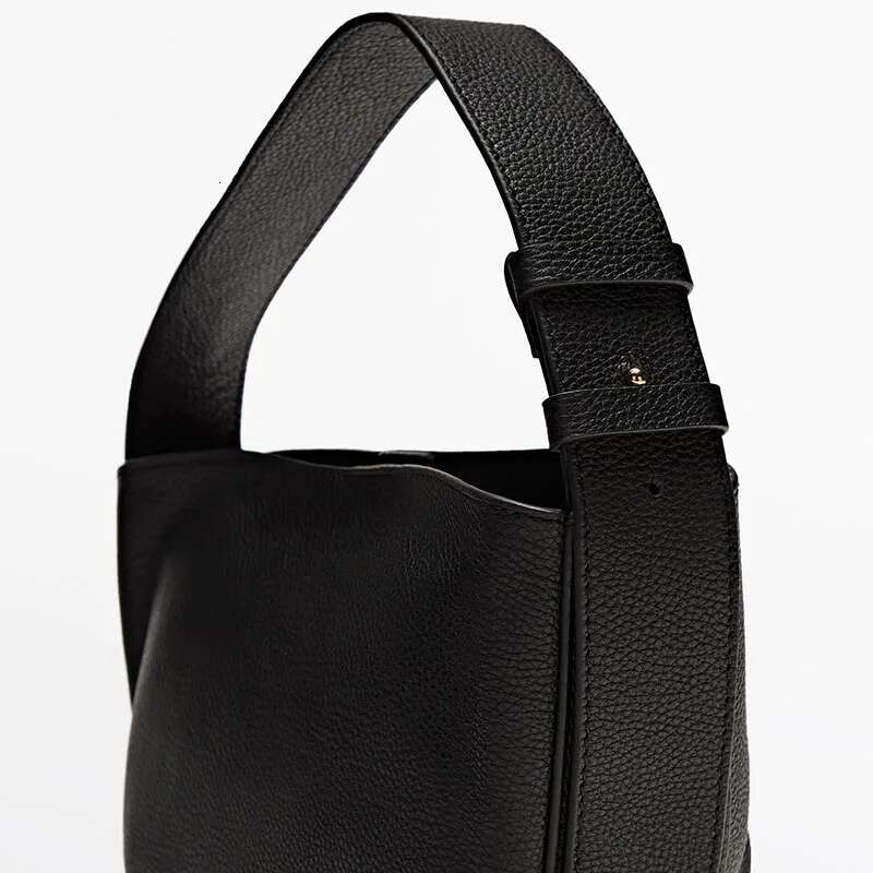 Jer Strick New Women's Fashion Genuine Leather Retro Casual Shoulder Crossbody Cowhide Simple Half Moon Hand Bags
