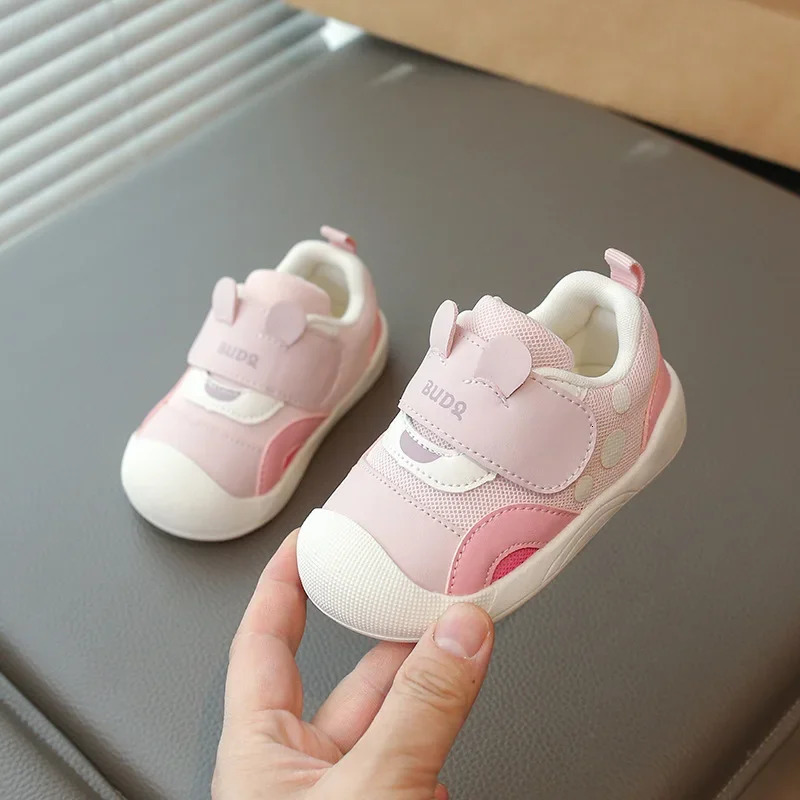 Baby Shoes Spring/Summer Preschool Sports Shoes Soft and Breathable First Step Walker Baby Boys and Girls Casual Sports Shoes Blue Pink Black 250409