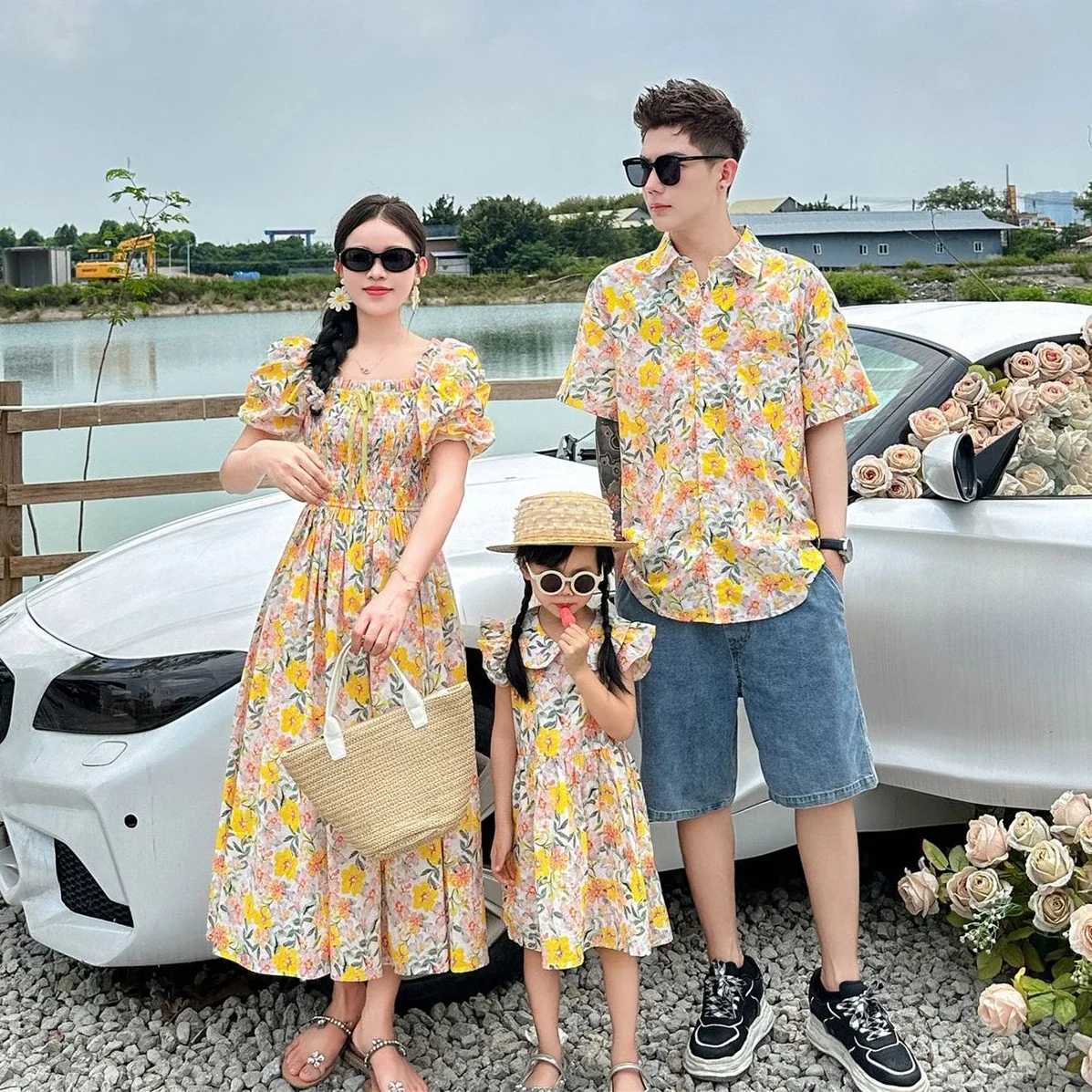 Vacation Couple Family Vacation Clothing Mom Daughter Flower Dress Holiday Dad Son Shirt Korean Brother Siamese Matching Clothing S2548