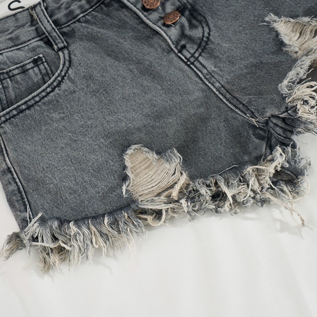 2025S Women s Designer Shorts Large Round Fat Mm High Waist Pierced Cowboy Hot Pants Summer New Tight A Buckle Wide Leg Sexy Tassel Hot Pants Beach Pa