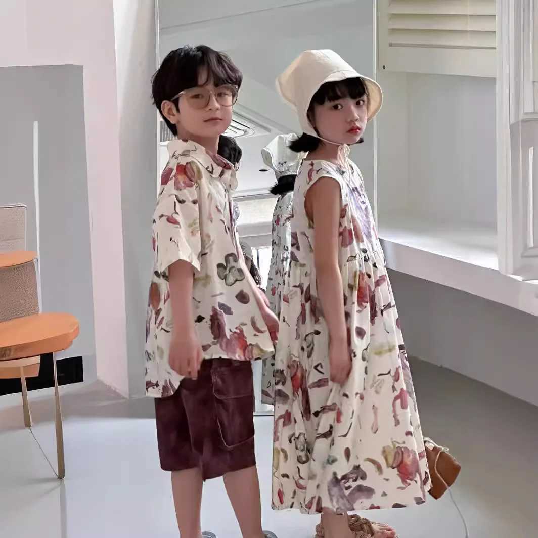 22215 Brothers and sisters Clothing 2024 Summer New Collar Graffiti Baby Boys Short Sleeve Shirt Casual Girls Dress S2548