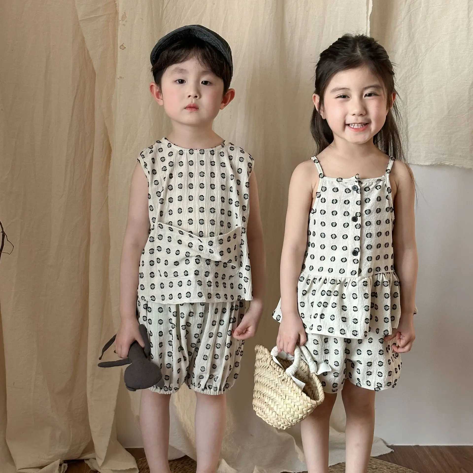 Childrens Summer sisters Attries Slip kes Tee+shorts Set Childrens Girls Printed Short Sleeve Shirt Dress Holiday Stripe Set S2548