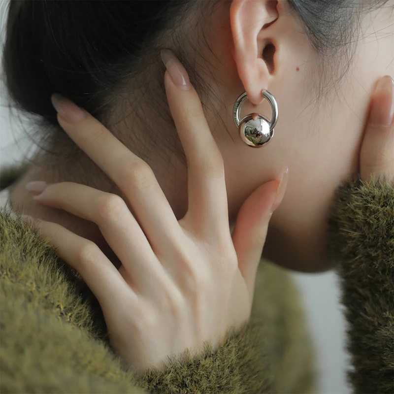 Golden Color Ball Earrings Semi-Circle Thick Hollow Minimalist Retro Irregular Orb Studs Chic for Women Jewelry Z250408