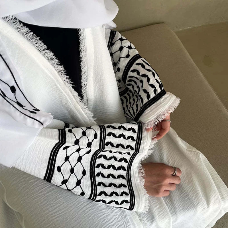 pleated soft crepe ed Muslim Kefiyyeh Abaya Ramadan tassel Dubai womens dress humble Islamic clothing 250409