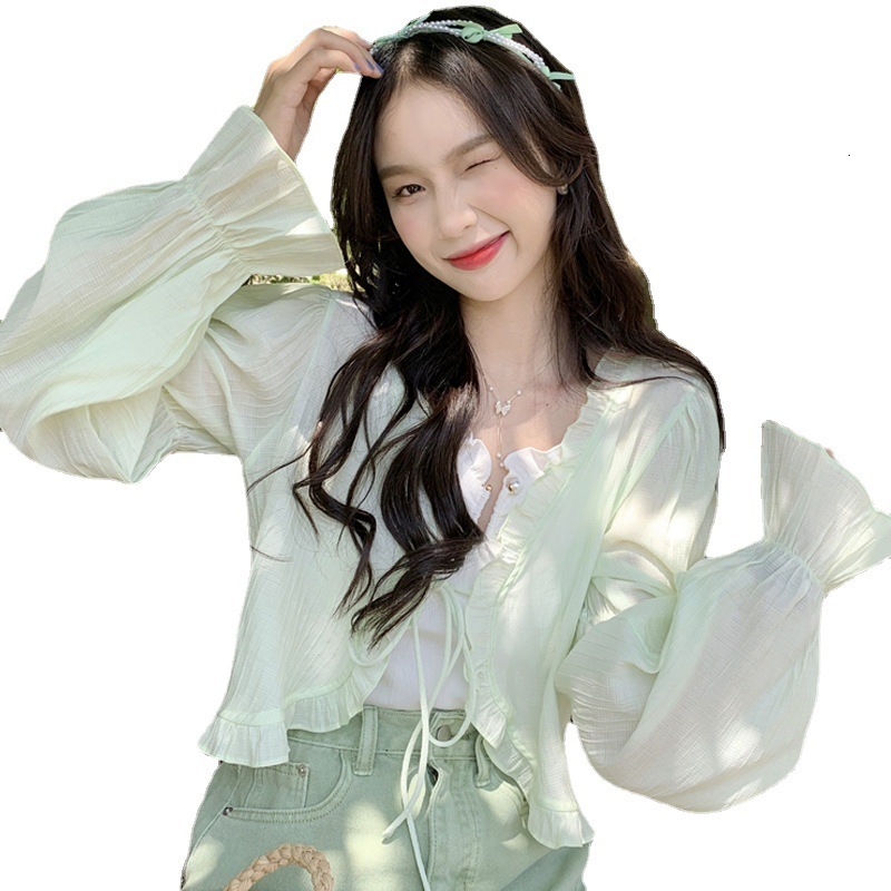 2025S Designer Women S T Shirt Sunscreen Shirt Jacket Design Sense Niche Cardigan Summer Thin Style Fresh And Sweet Korean Style Unique Short Top Fema