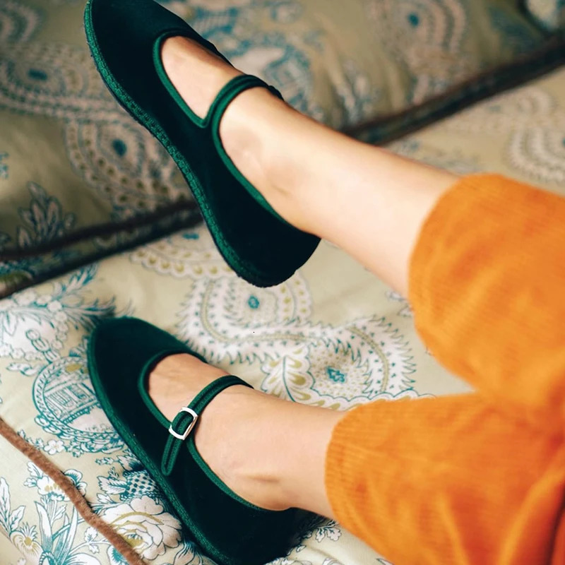 Flannel Flats Women Shoes Hand Stitch Mary Janes Ballet Casual Shoes Ladies Elegant Buckle Closure Velvet Loafers Dark Green 250402