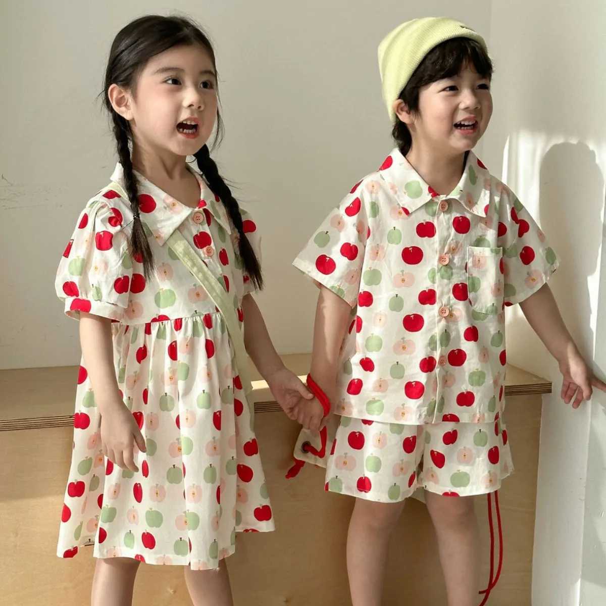 5609 Brothers and sisters Clothing 2025 Summer Boys Shirt Set Cotton Short Sleeve Baby Girls Dress Sweet Clothes S2548