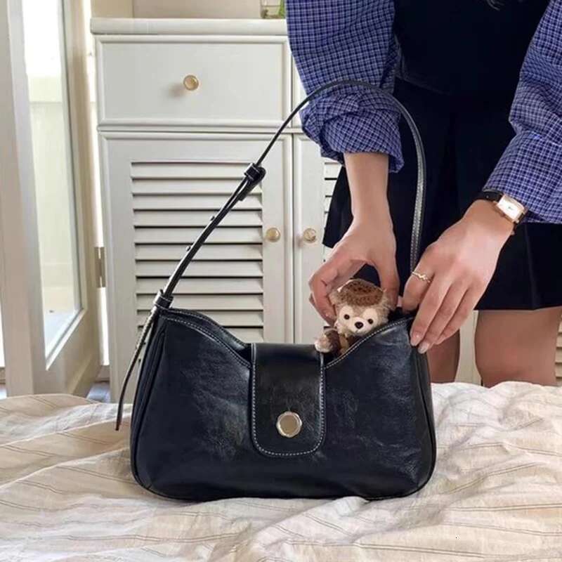 Formeki Underarm For Women Concise Shoulder Large Ins Fashion Ladies Female Design Bag