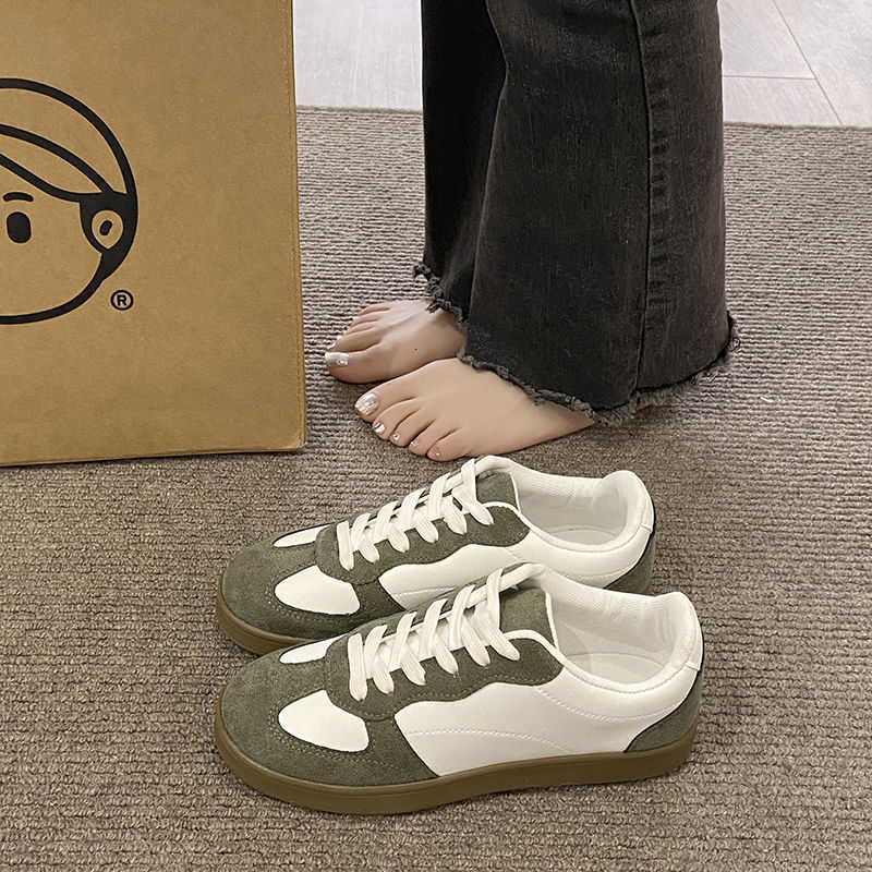 2025 New German Training Shoes Women's Running Sports Shoes Versatile Flat Board Shoes Student Campus Forrest Gump Shoes High