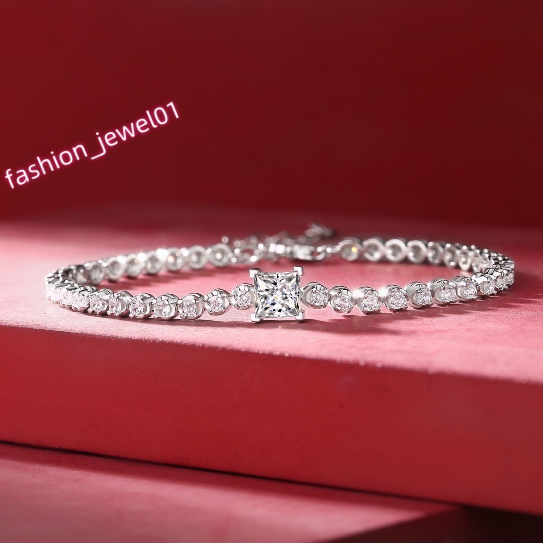 Fashion Jewelry Wholesale Vendors Silver Bangles for Women 5.5Mm Princess Square Cut Moissanite Friendship Bracelets