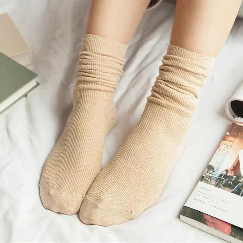 Womens Socks for Woman Winter Autumn Middle Tube Kawaii Cotton Black Red Khaki Feminino Girls Cute Stockings FDT112 250409